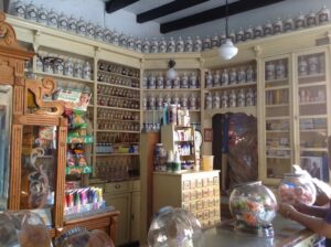 Farmacia Amoretti